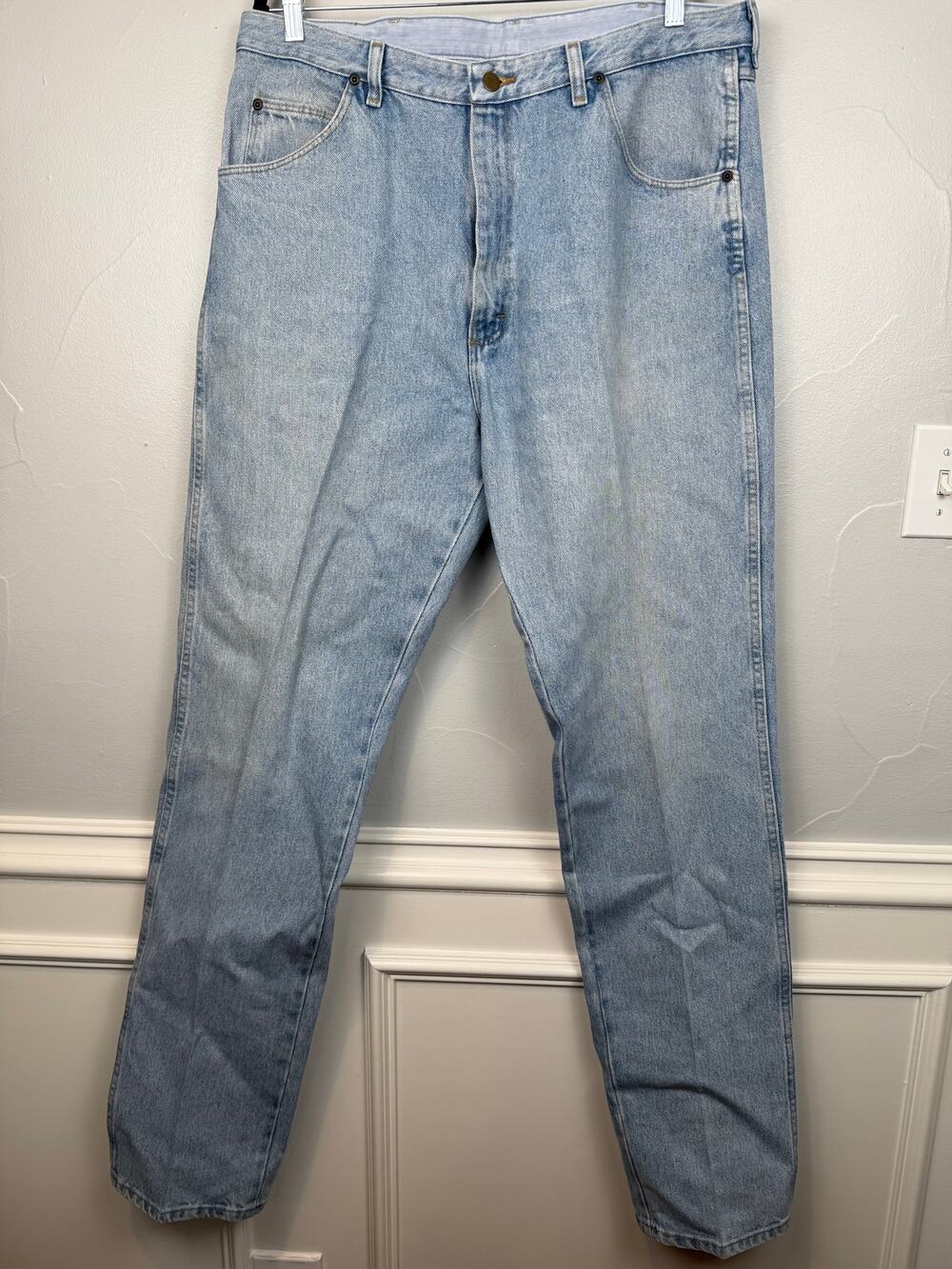 Wrangler 13MWZ Cowboy Cut Original Fit Jeans Men's 38x36 Light Wash